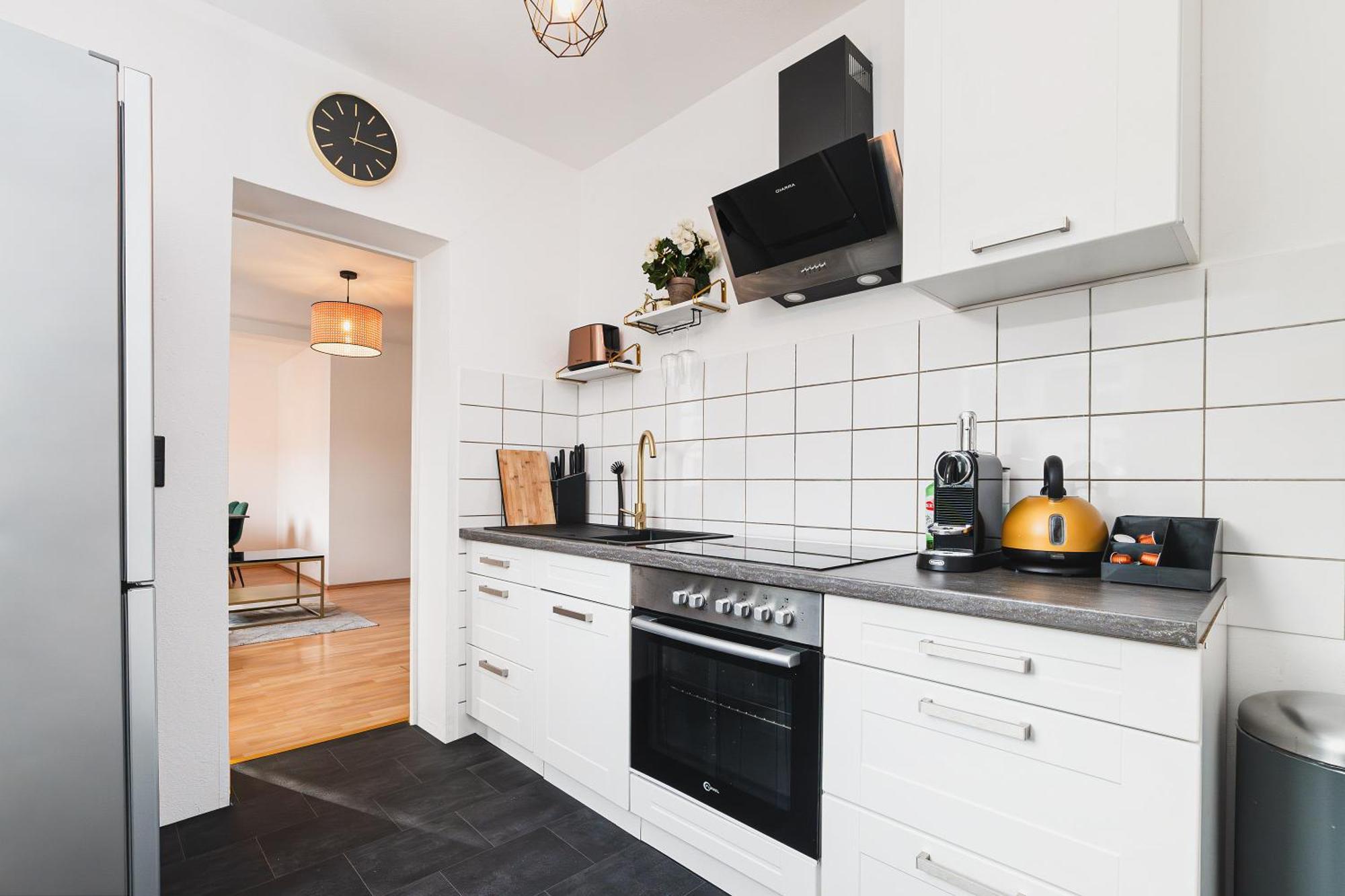 Smart Home - Wuppertal - Perfect For 4 Guests! Central - Netflix - Schwebebahn - Free Parking Zone Eksteriør billede