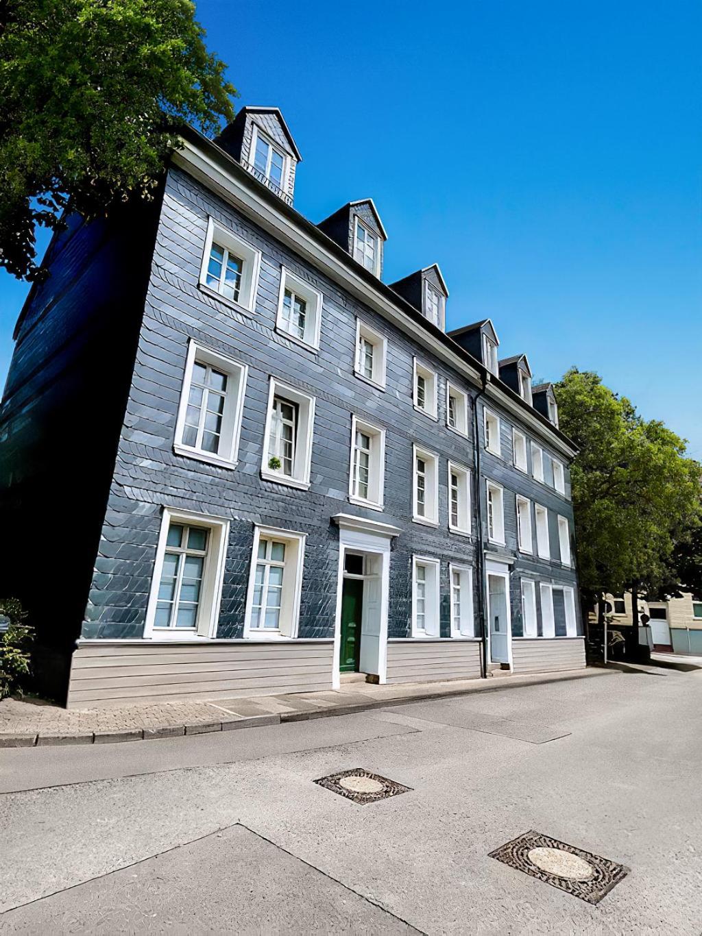 Smart Home - Wuppertal - Perfect For 4 Guests! Central - Netflix - Schwebebahn - Free Parking Zone Eksteriør billede